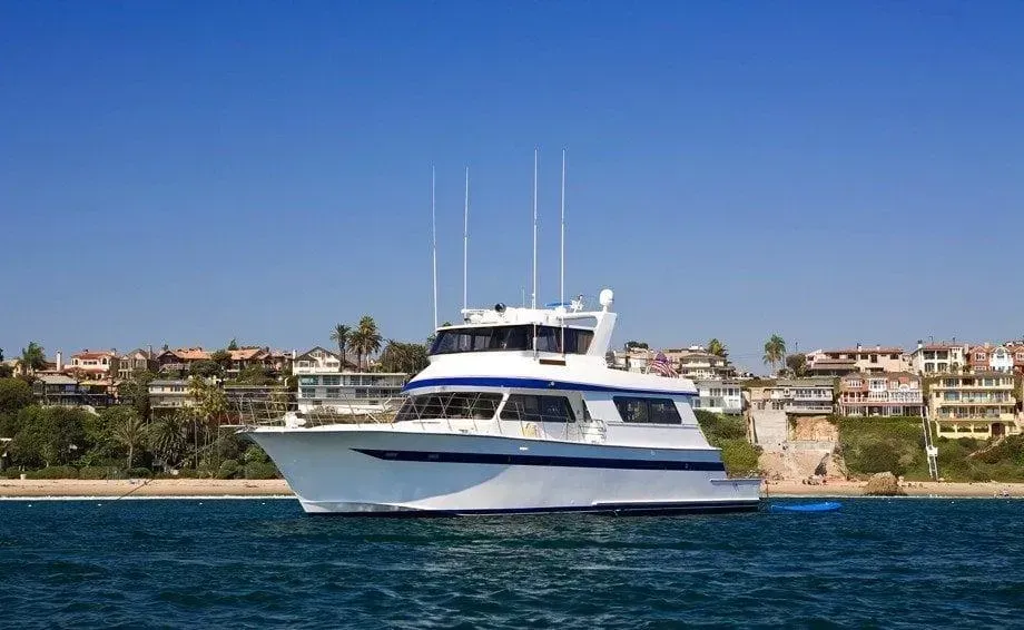 Paradiso Yacht Charters (Exterior)