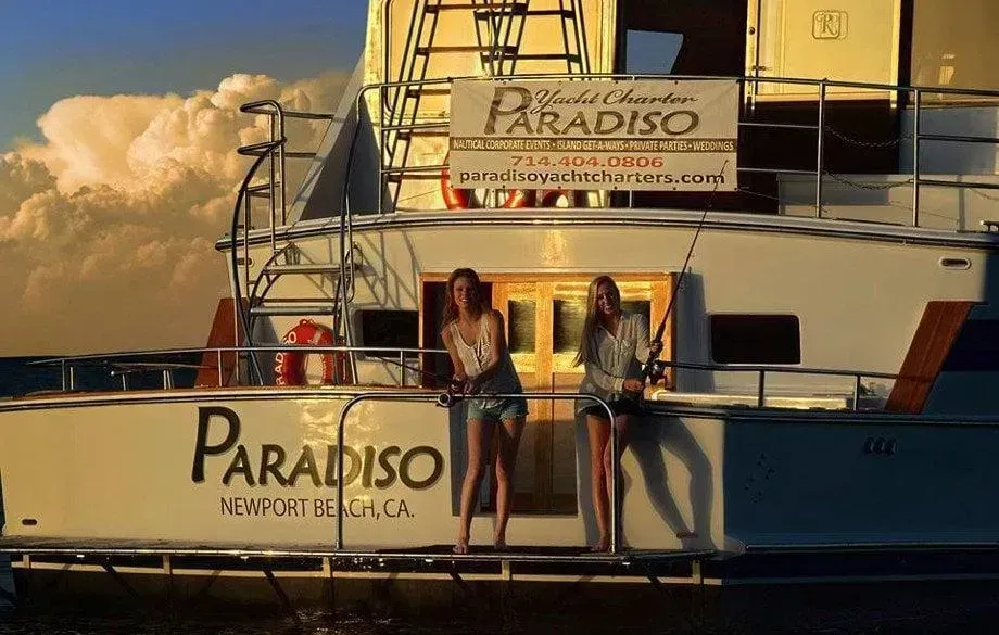 Paradiso Yacht Charters (Exterior)