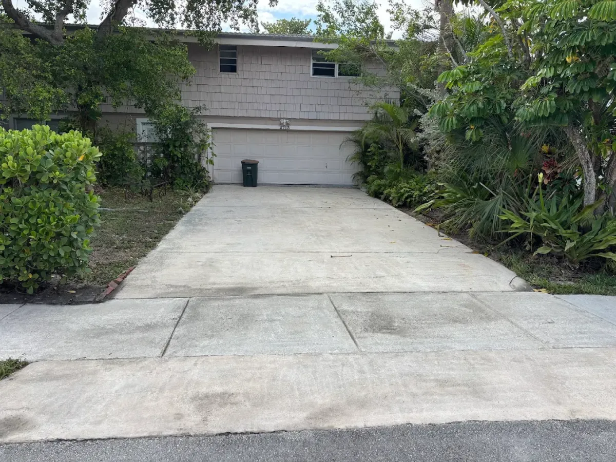 Driveway And Patio Cleaning in Fort Lauderdale