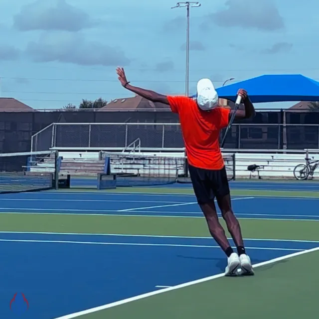 Tennis player serving at Zenniq Academy – serve training, technique development, youth tennis in Texas, high-performance tennis coaching