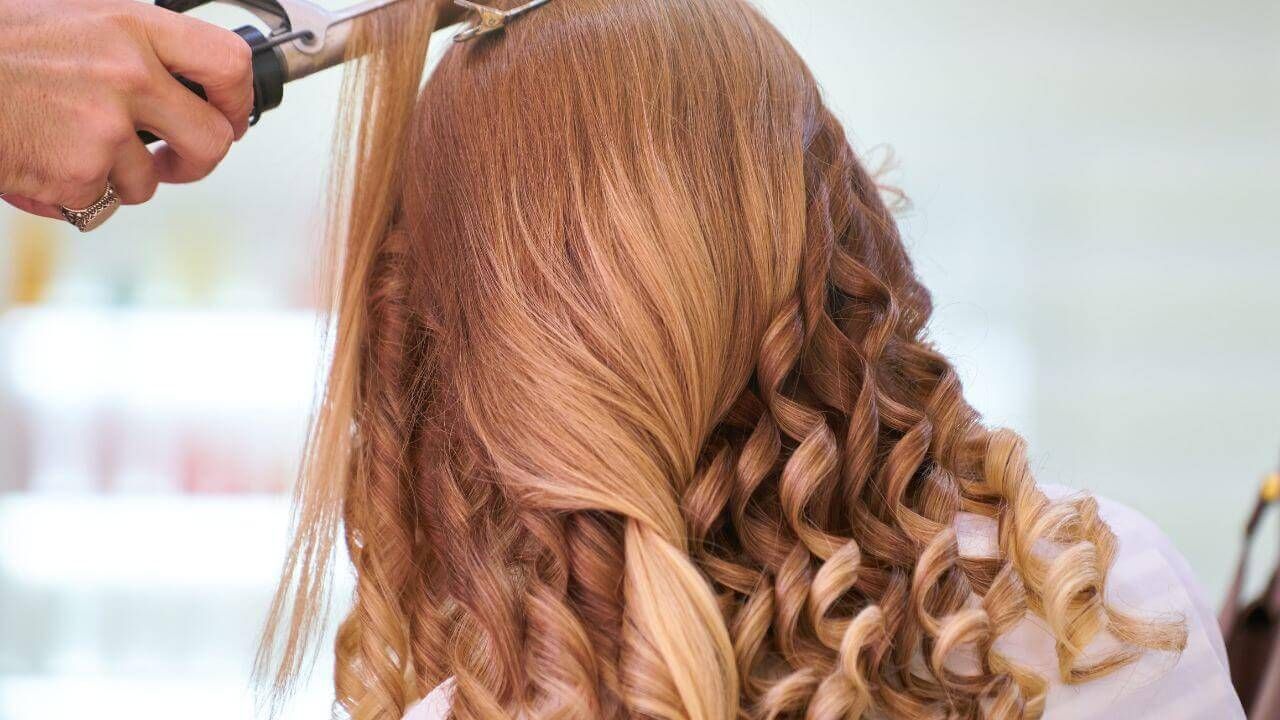Hair coloring in mobile salon Portsmout