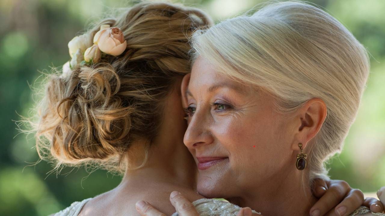 mother of the bride hairstyles