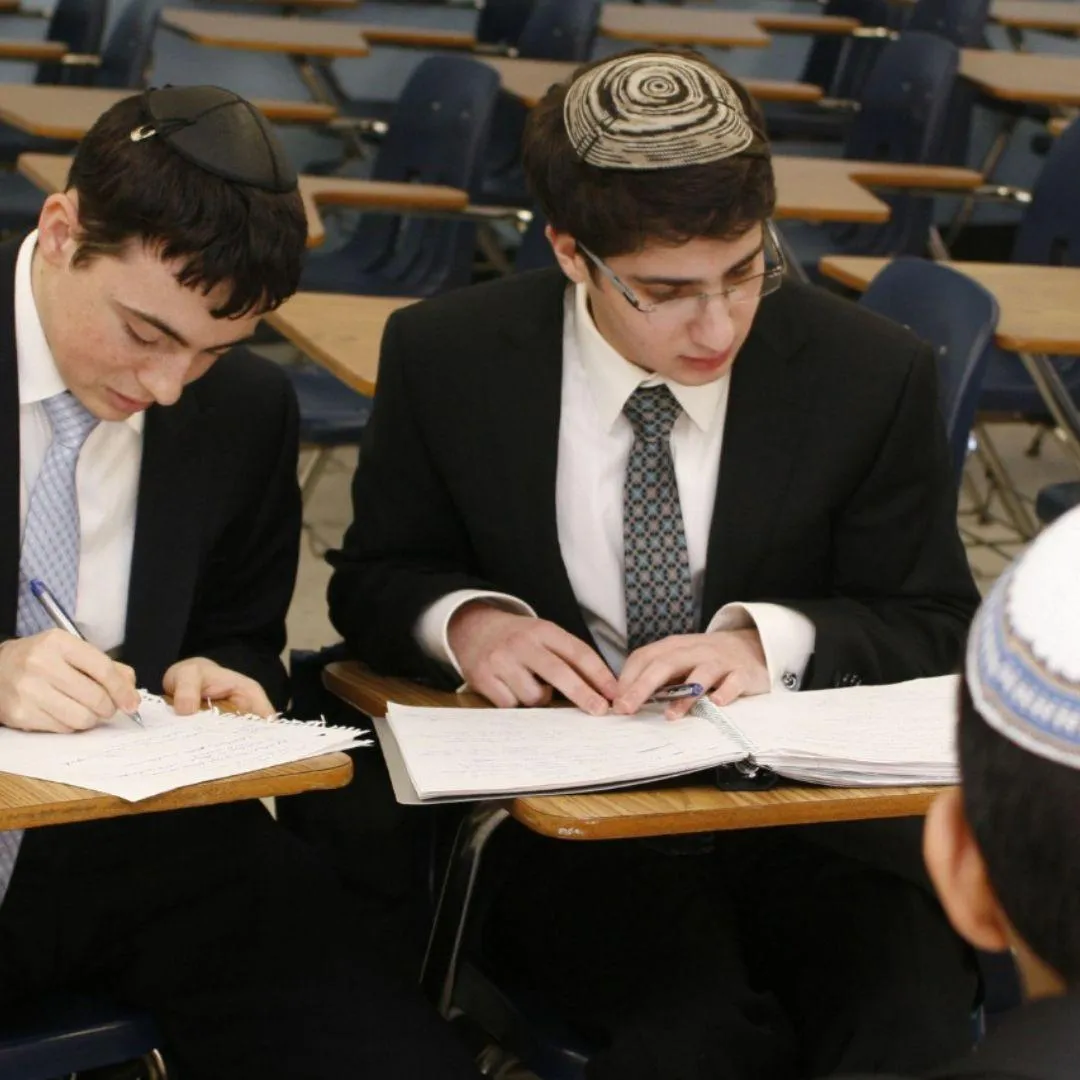 a blurry photo of a red, white and blue object