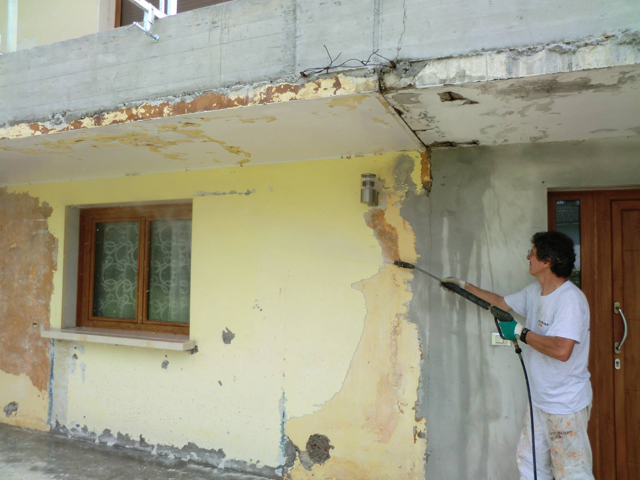 Tinteggiatura e Verniciatura in Cordenons