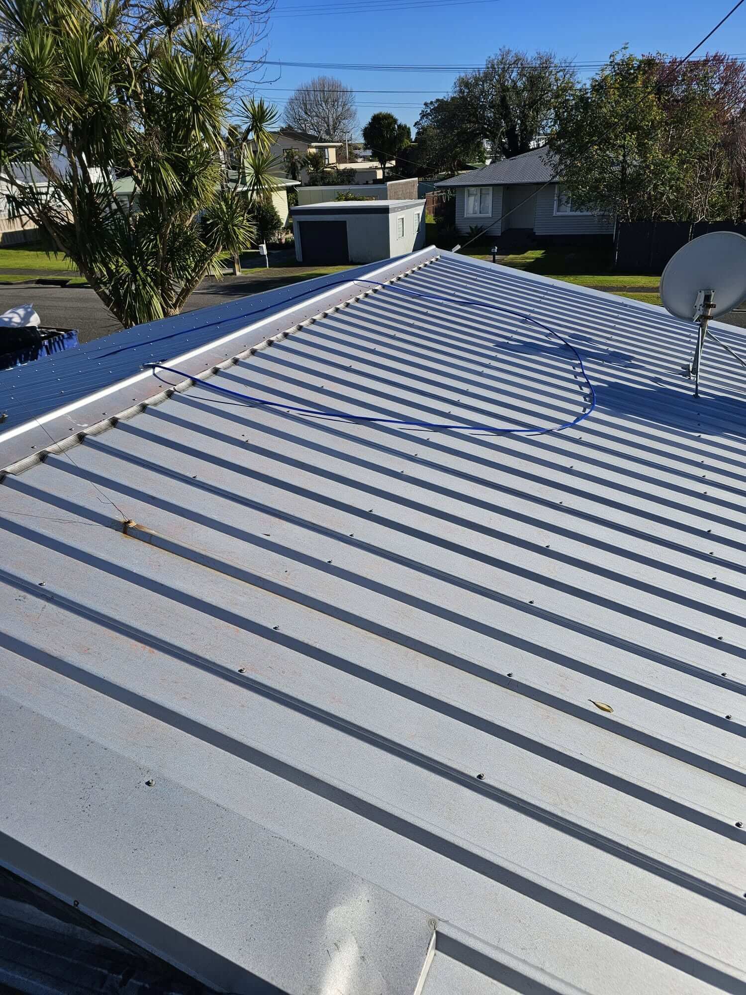 Roof painting services in Tauranga by Painted By Rangel