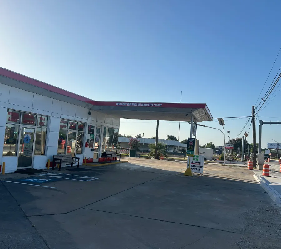 Mega Space U-Haul and Park-N-Sell location facility in Bryan TX