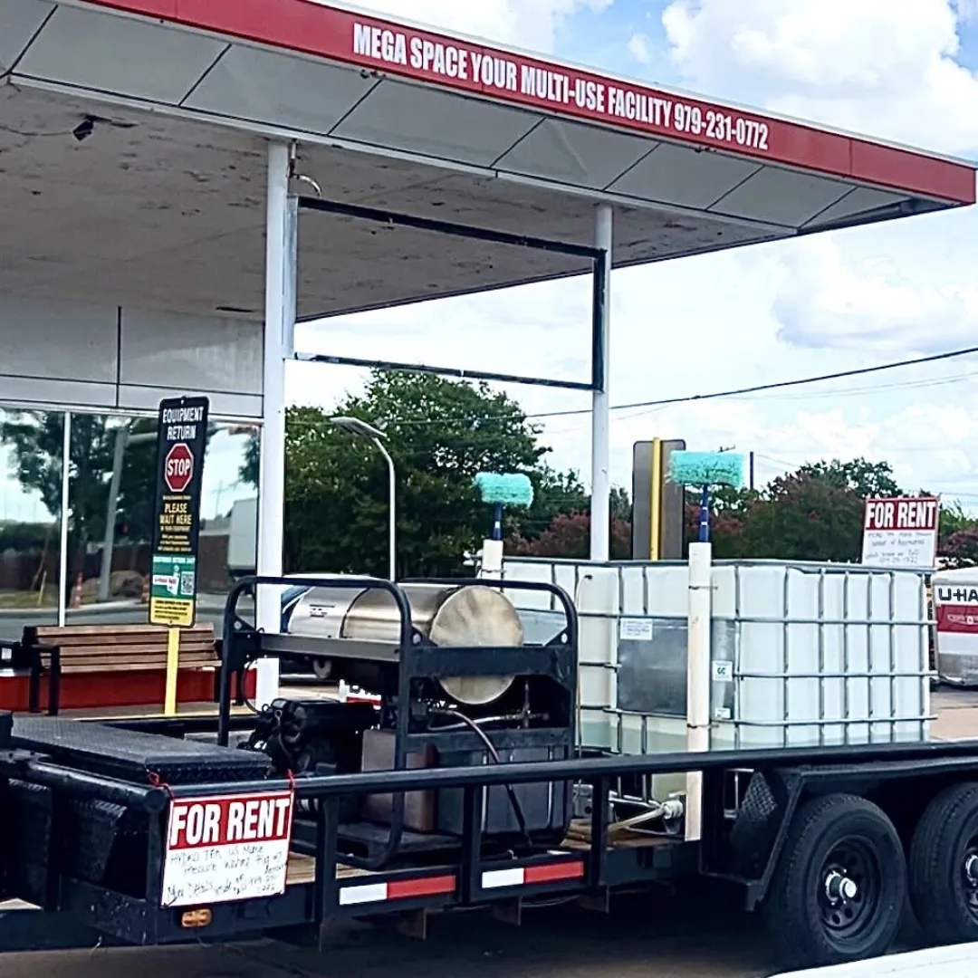 High-visibility commercial and personal vehicle display staging along Texas Ave frontage