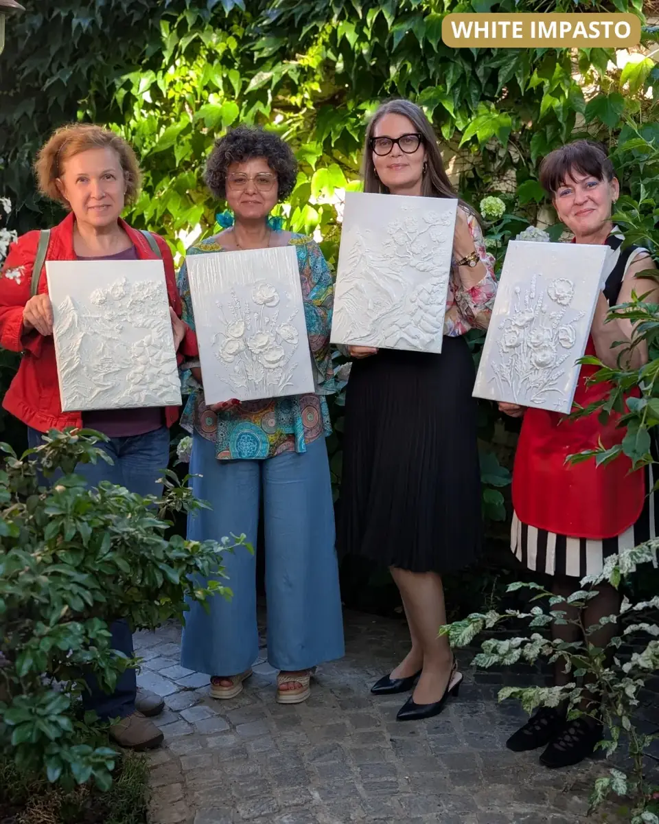 Tablou alb în tehnica impasto cu textură în relief, pictat la Melinda Art