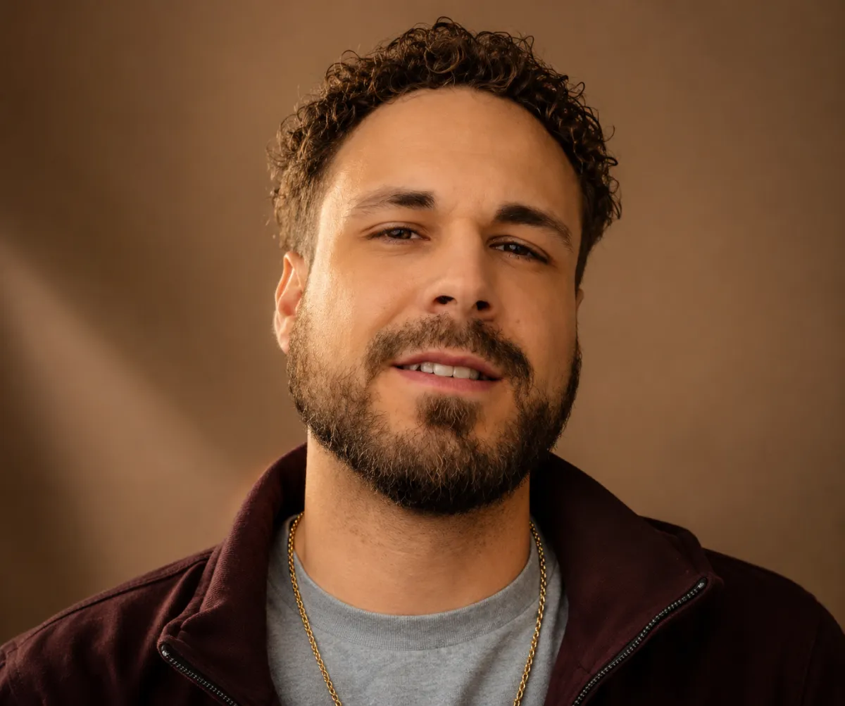 Headshot of Jesse Ruffolo