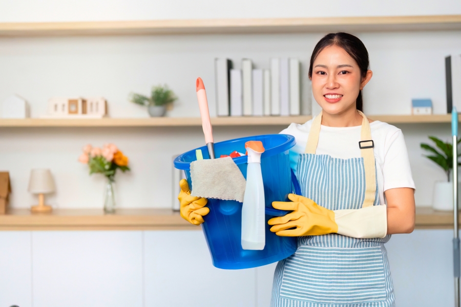 10 Signs It's Time to Book a Professional House Cleaning Service
