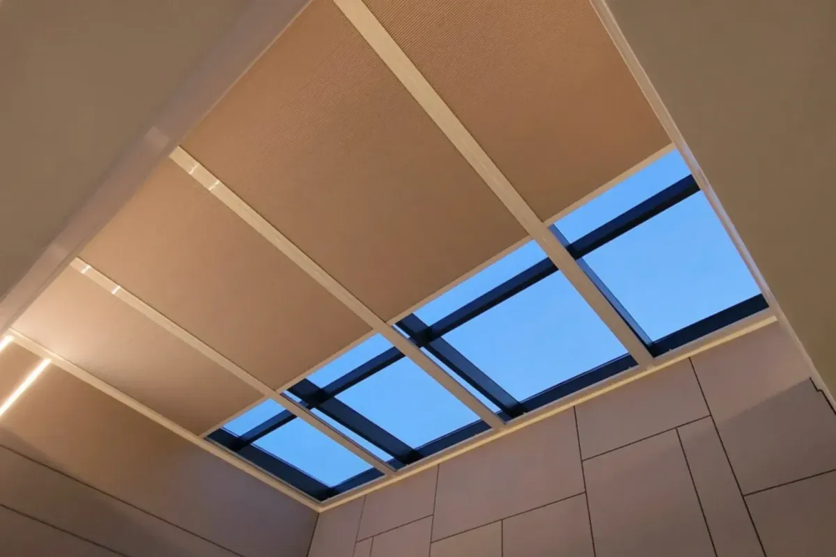 سكاي لايت خلية النحل بعزل حراري وتحكم في الإضاءة – نوافذ سقفية ذكية للمنازل