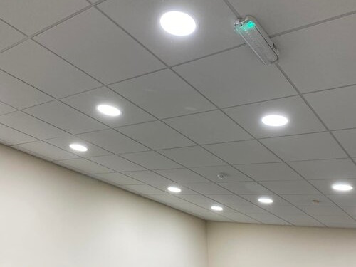 Commercial in Whitchurch