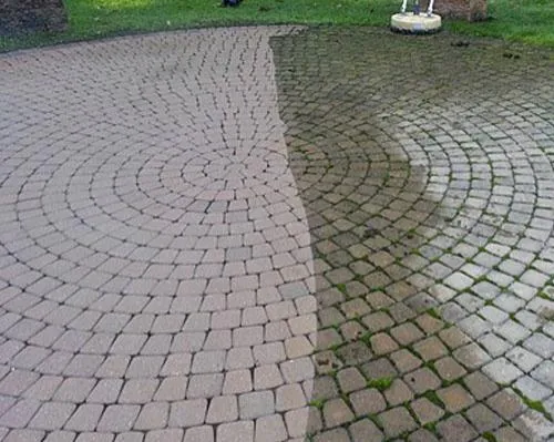 Elegant stone patio design for entertaining in Glen Ellyn, IL.