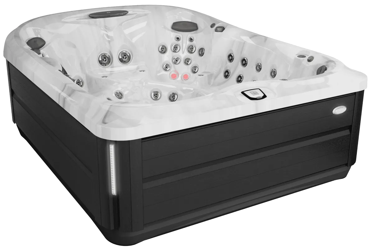 J-495™ Jacuzzi hot tub