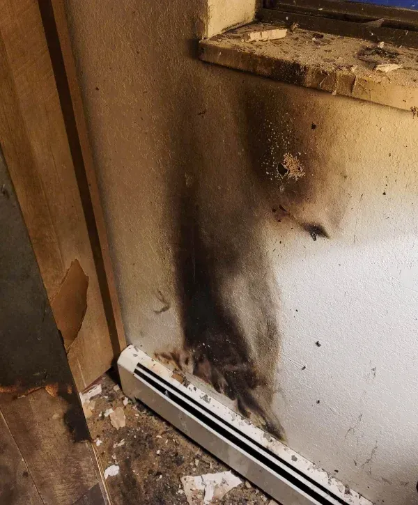 wall fire smoe damage
