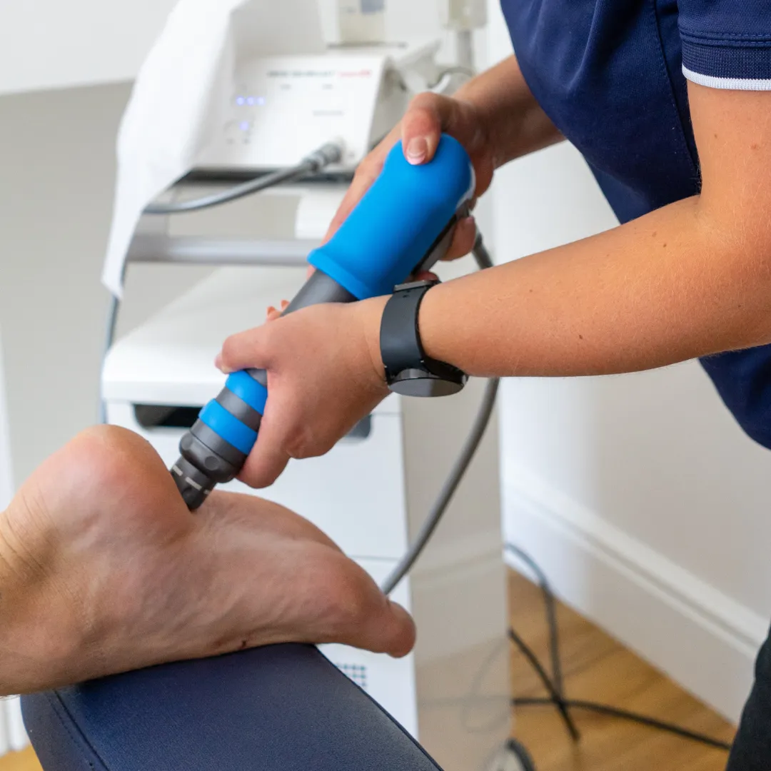 shockwave therapy,shoulder pain, knee pain, tendonitis, plantar fasciitis, pain relief, CF81, Bargoed, Blackwood, Caerphilly