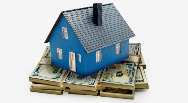 house with short sale sign