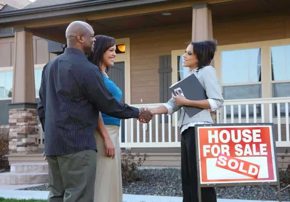 real estate agent sold house 