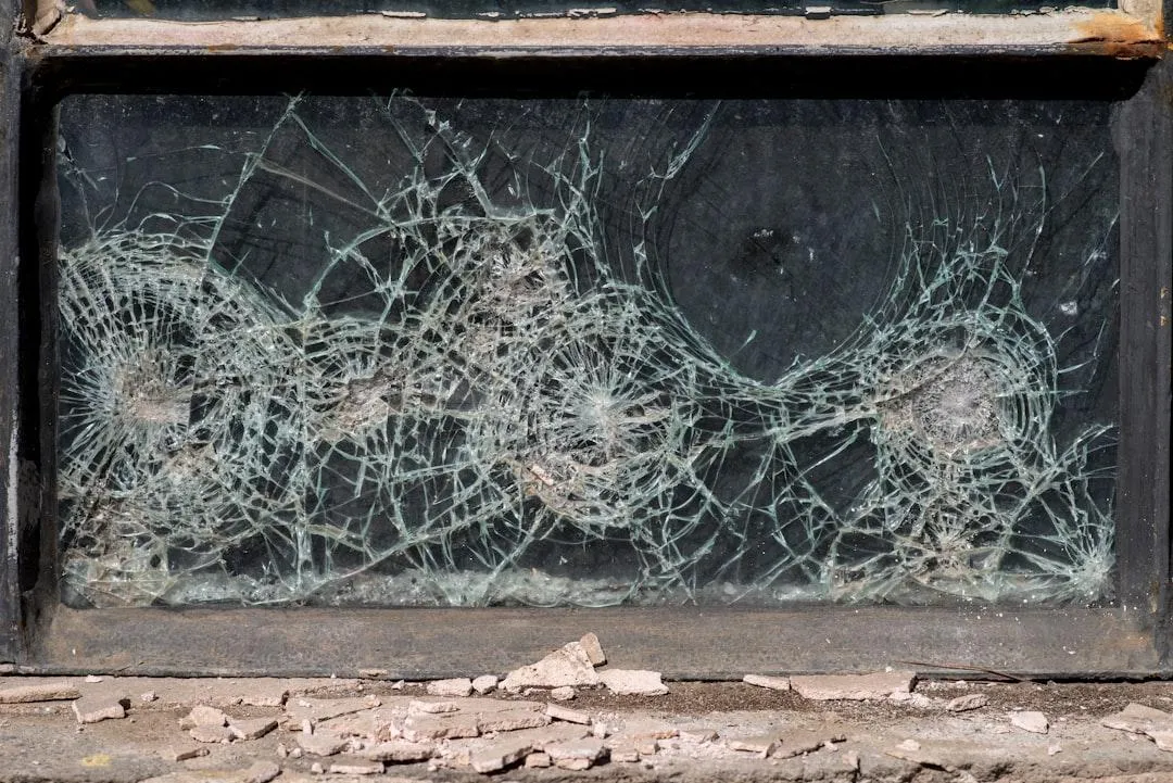 broken window glass repair