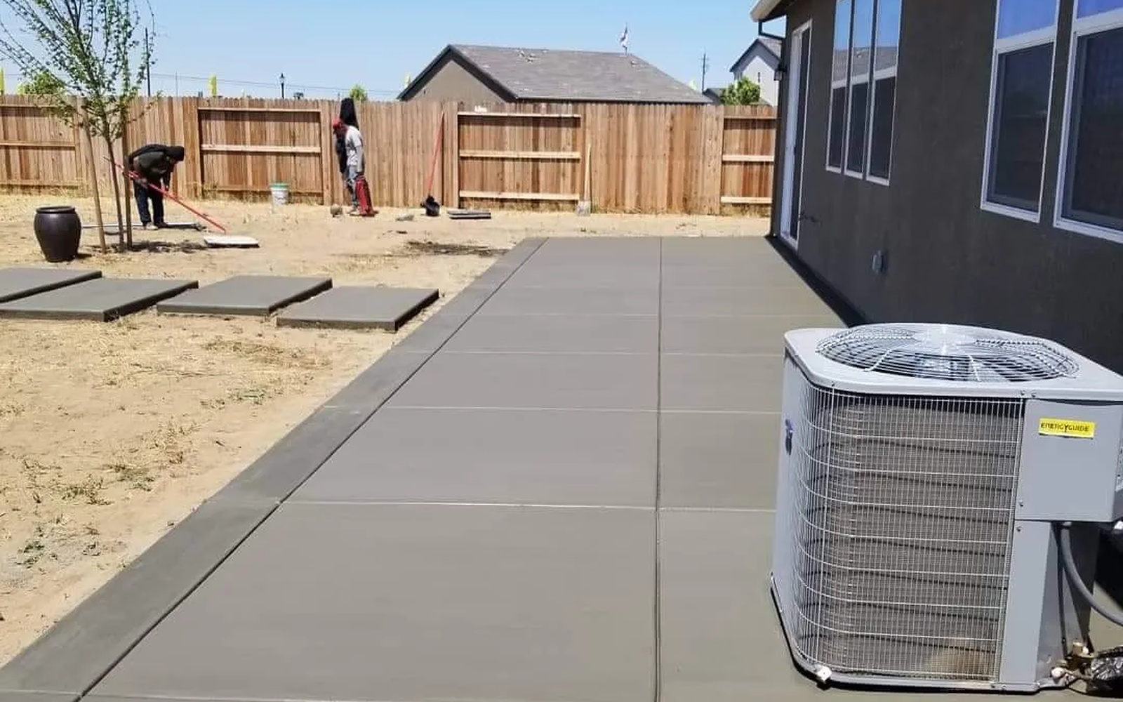 Manteca Concrete builds and installs patios.