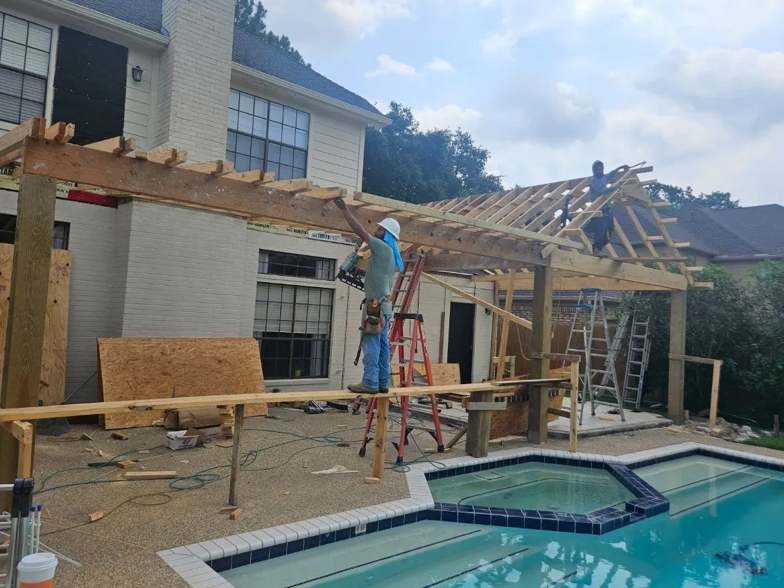 Outdoor Kitchens, Pergolas & Decks in
