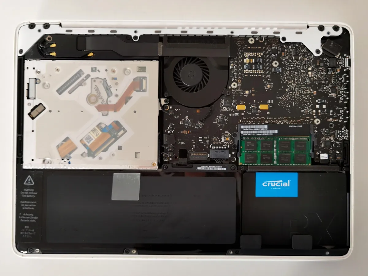 Ampliación de memoria y SSD en MacBook A1342 2009