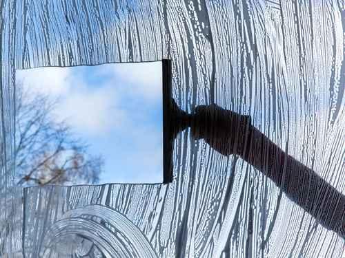  Window Cleaning