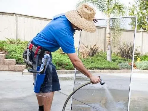  Window Cleaning
