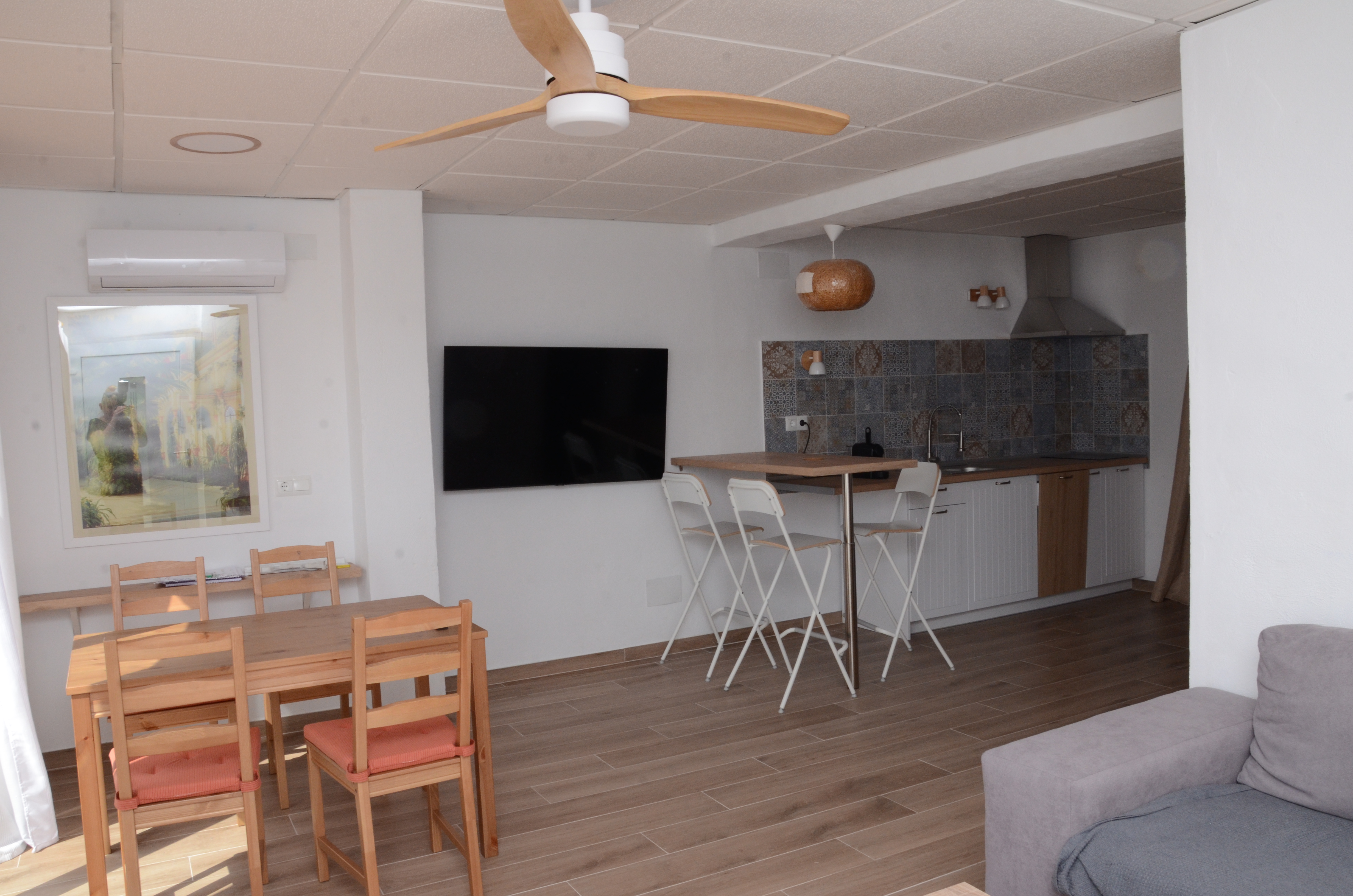 Apartment Naranja living room with sea view