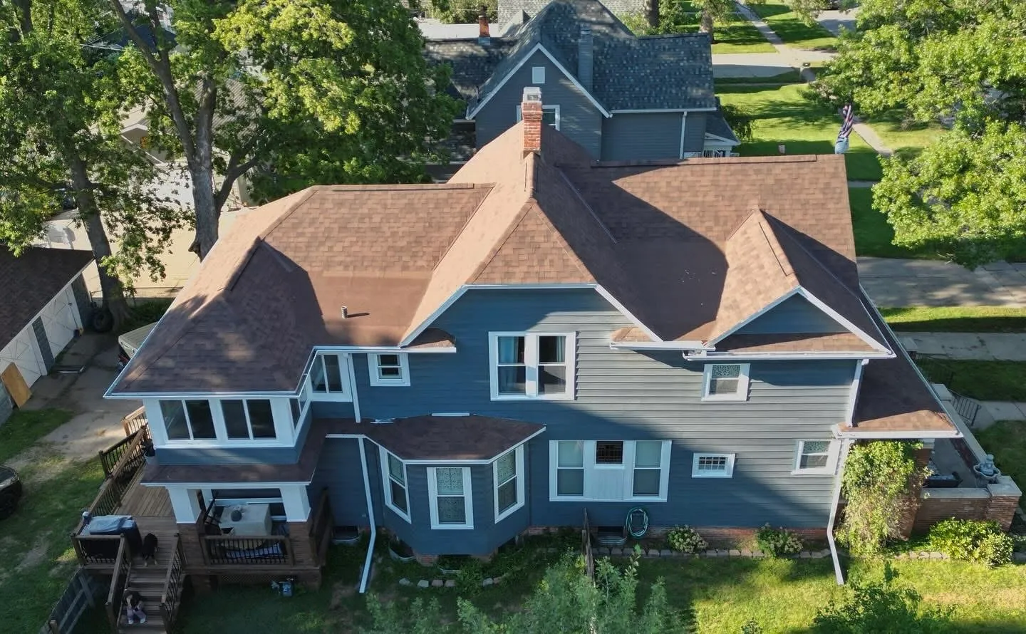 a roof with a few shingles