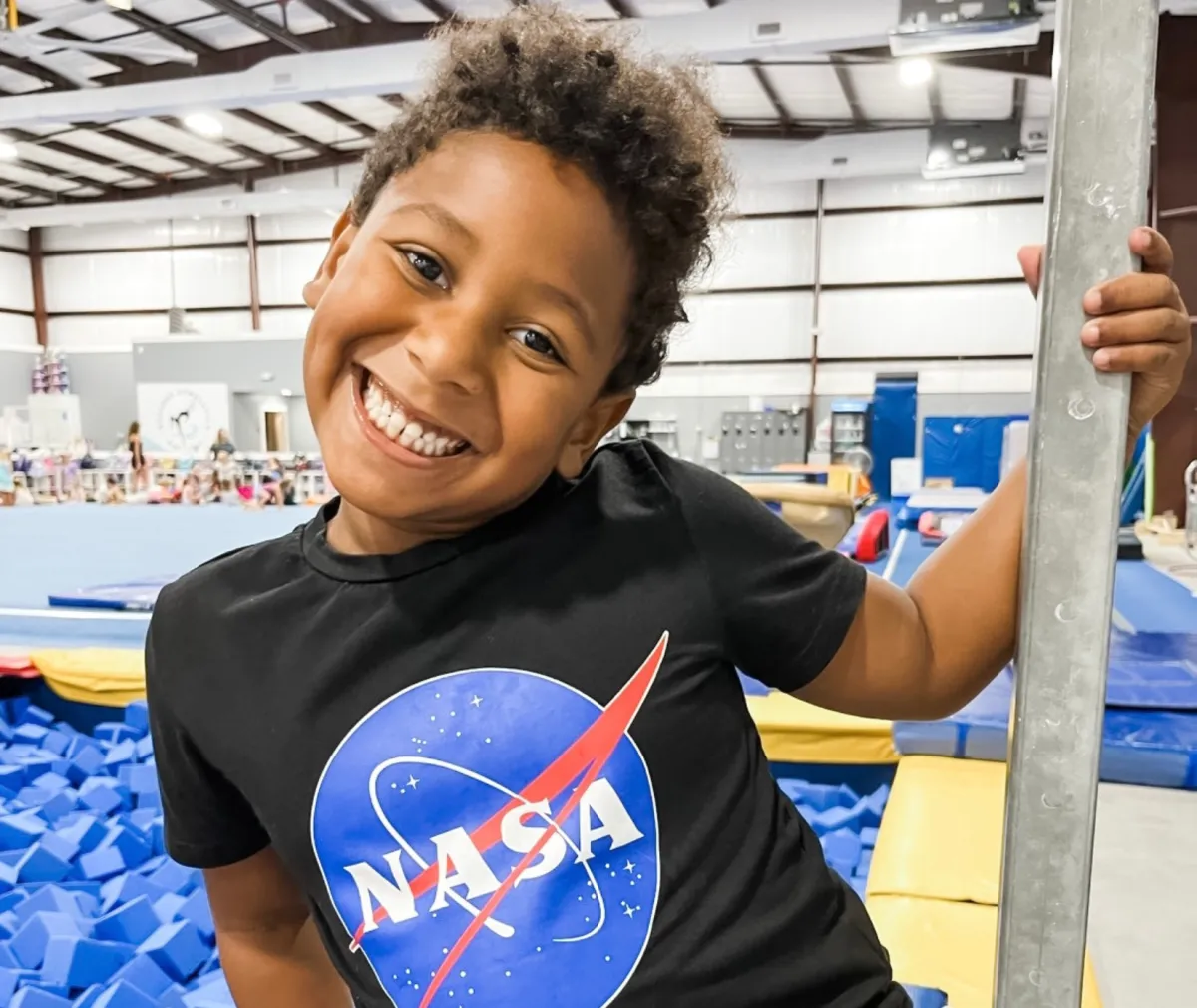 boys beginner gymnastics