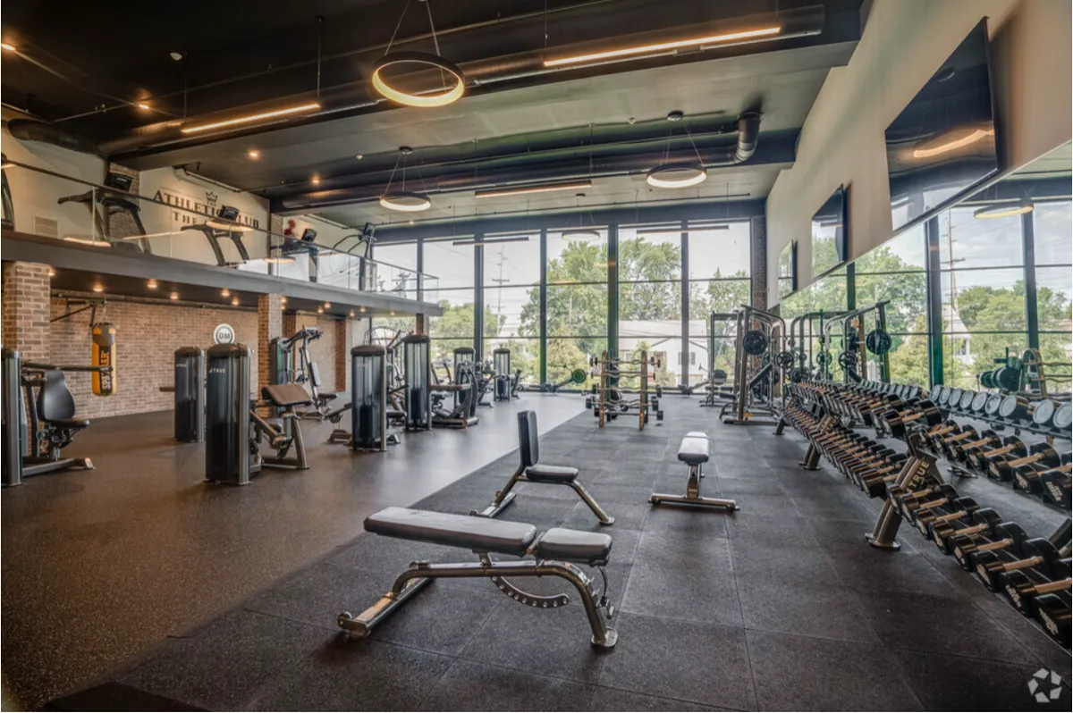 picture of the entire gym