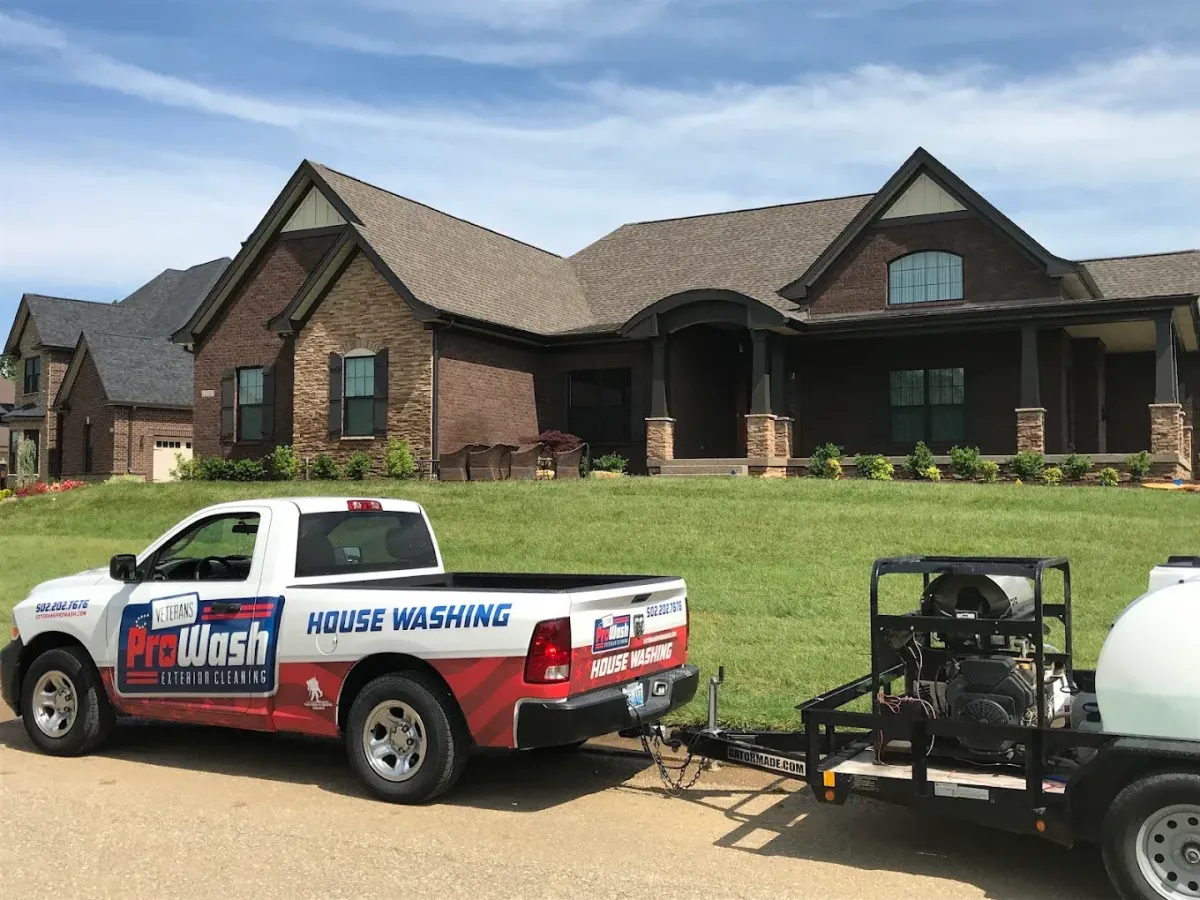 Pressure Washing in Louisville