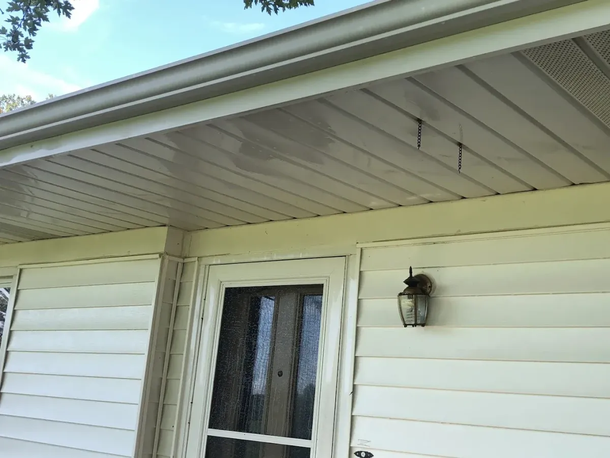 Gutter Cleaning in Louisville