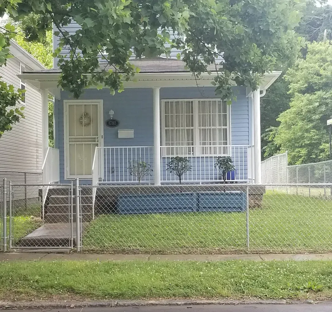 Roof Washing Louisville