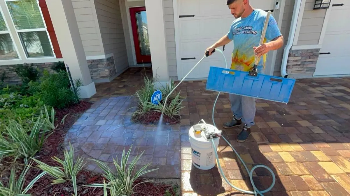 Professional pressure washing service in St. Augustine FL