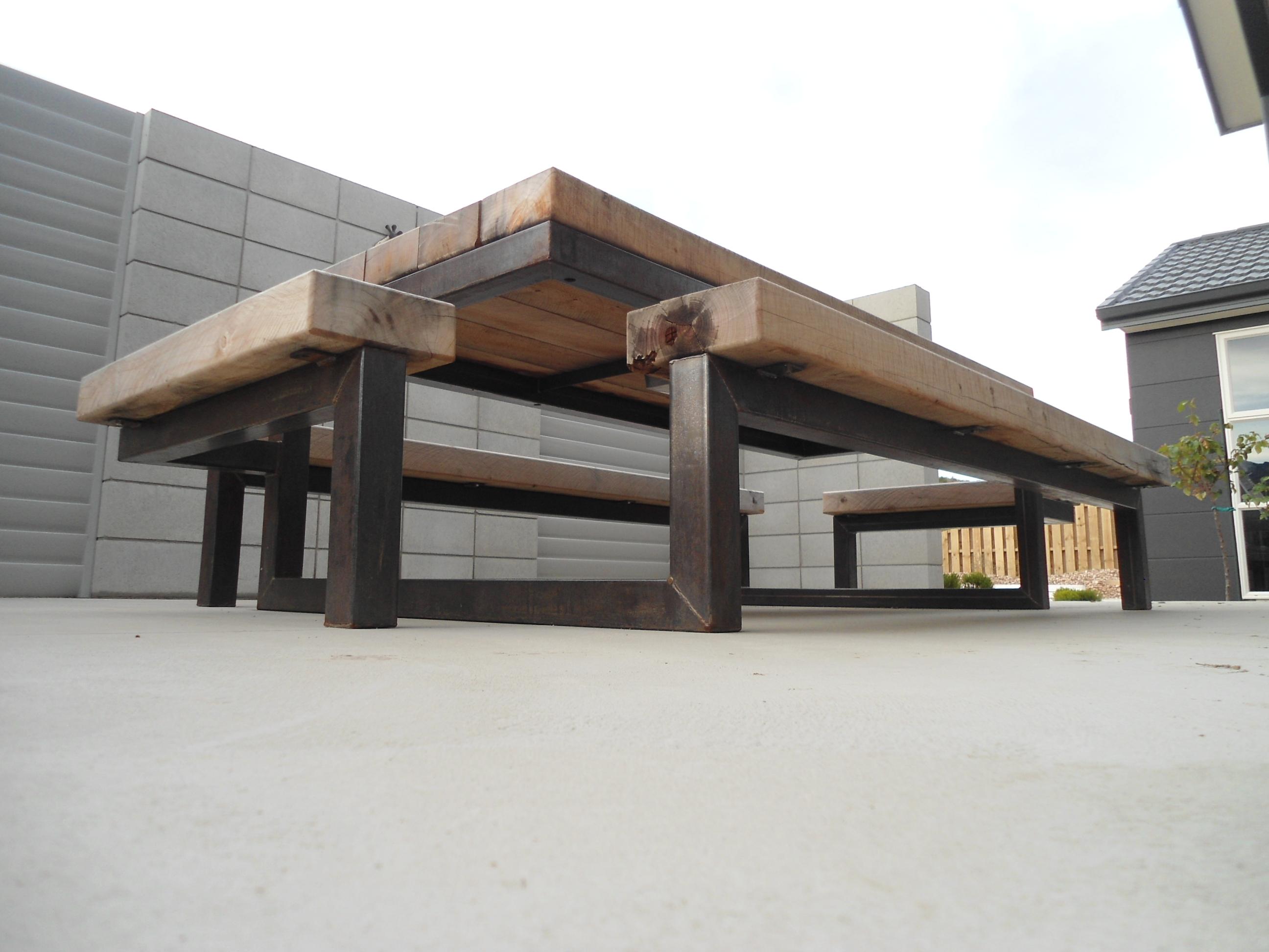 Architectural powder-coat frame finish swatches