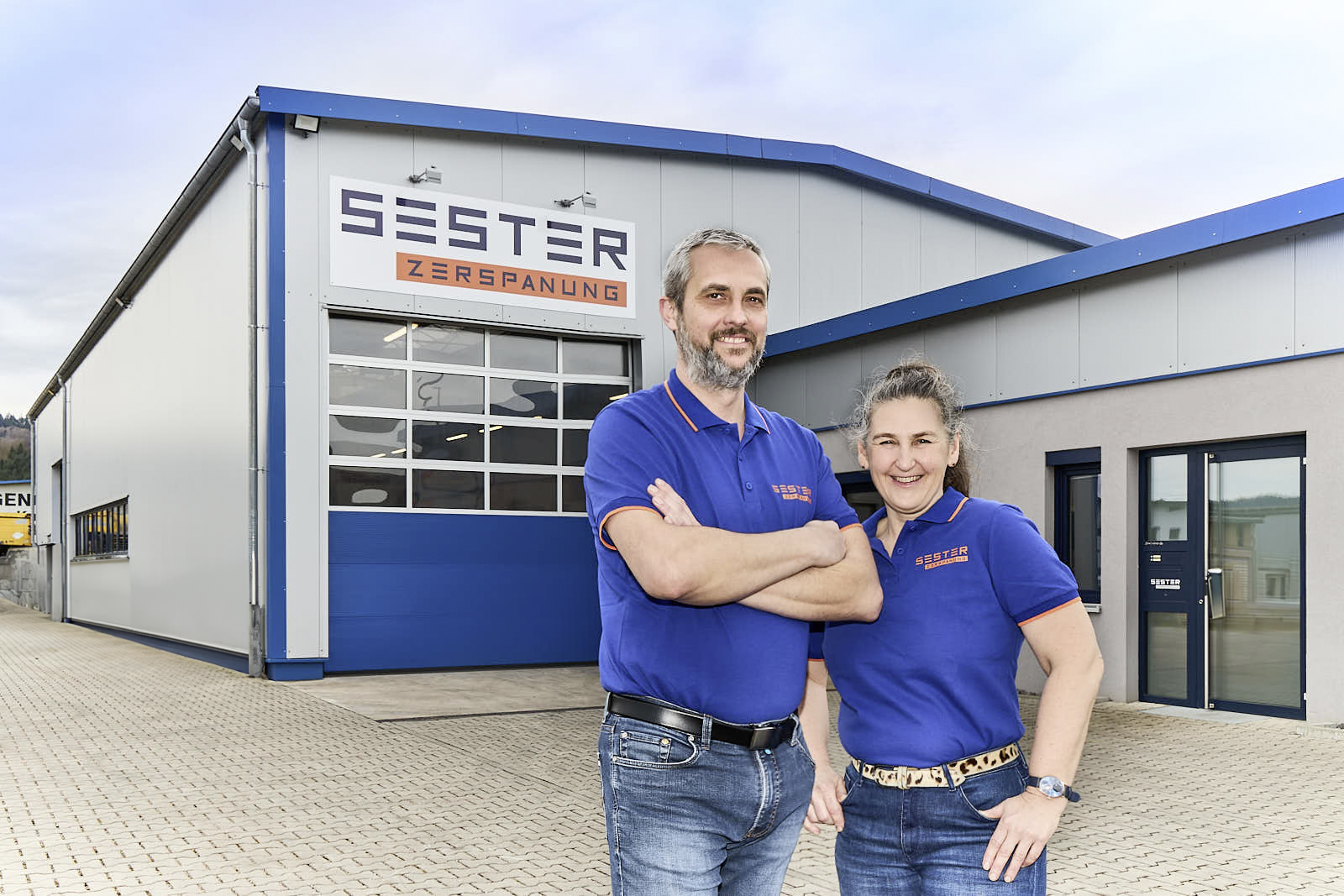 Team von Sester Zerspanungstechnik in der Produktion