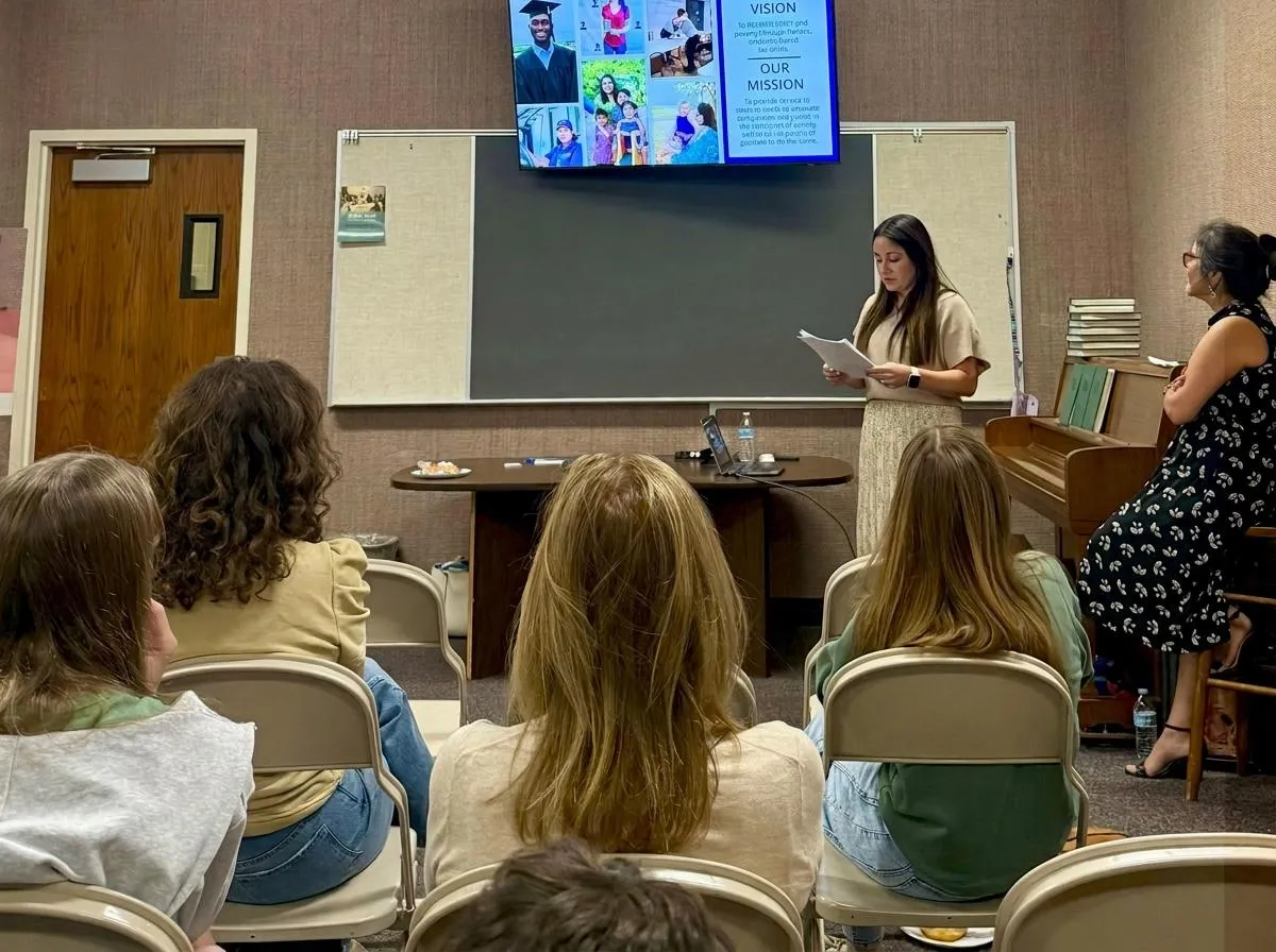 Class gathers to learn