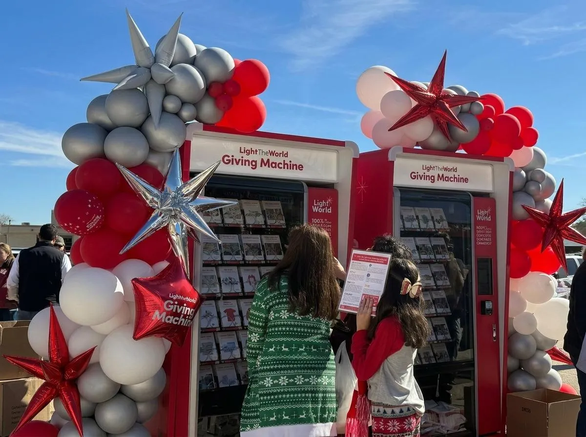 people donate at The Giving Machine