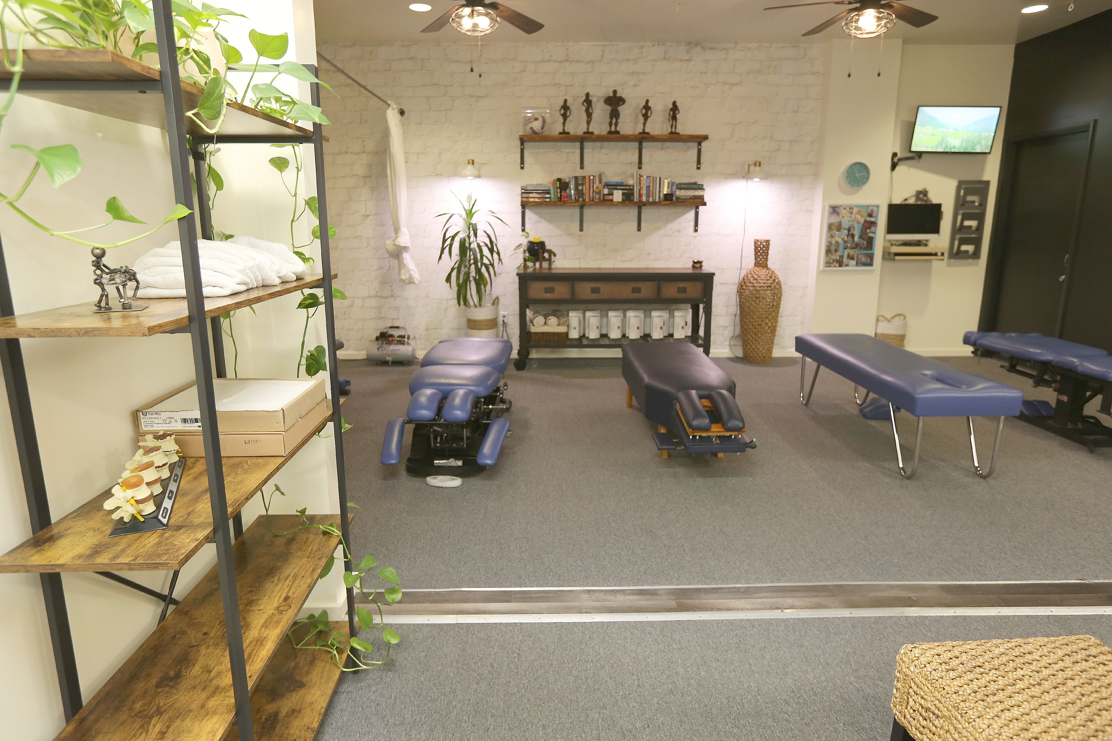 The Adjusting Room at AFC AZ 