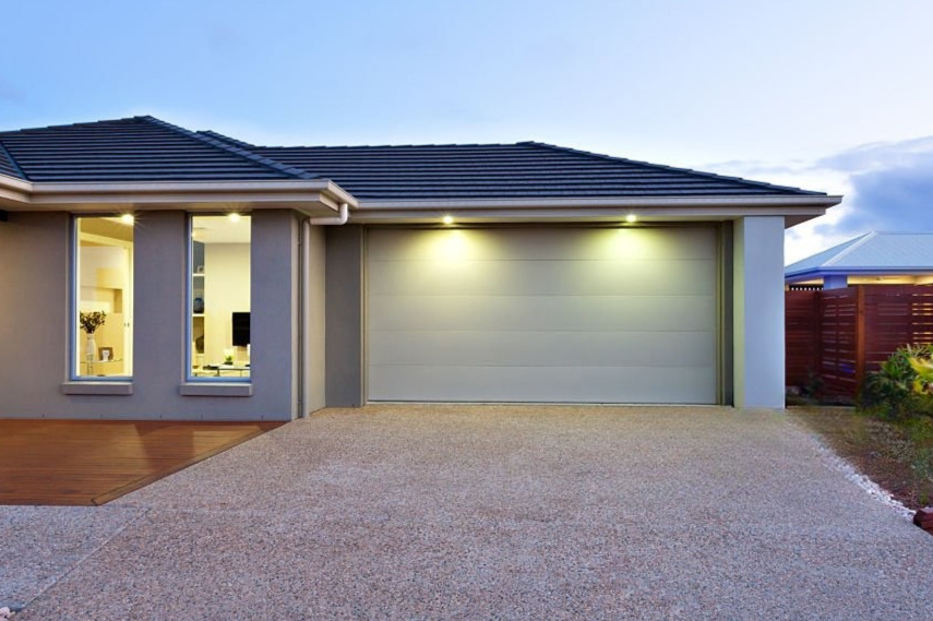 Sectional (panel lift) Garage doors. New sectional garage doors. Norther Rivers NSW