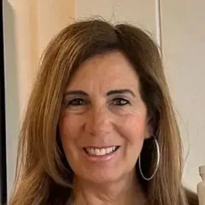 Linda R