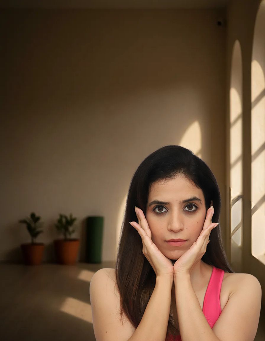 Mansi Gulati teaching Face Yoga Masterclass