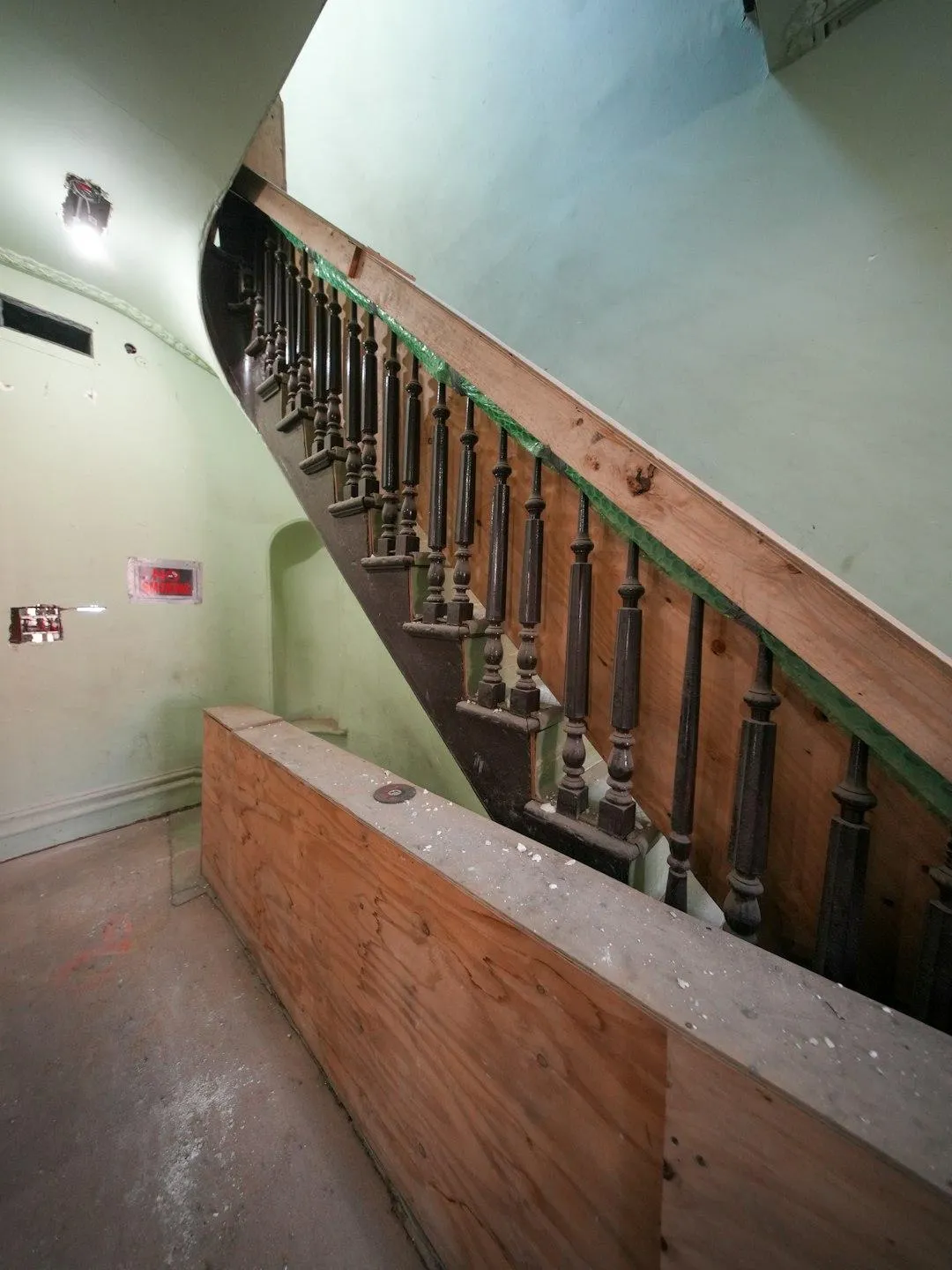How to Plan a Commercial Interior Renovation Without Disrupting Operations