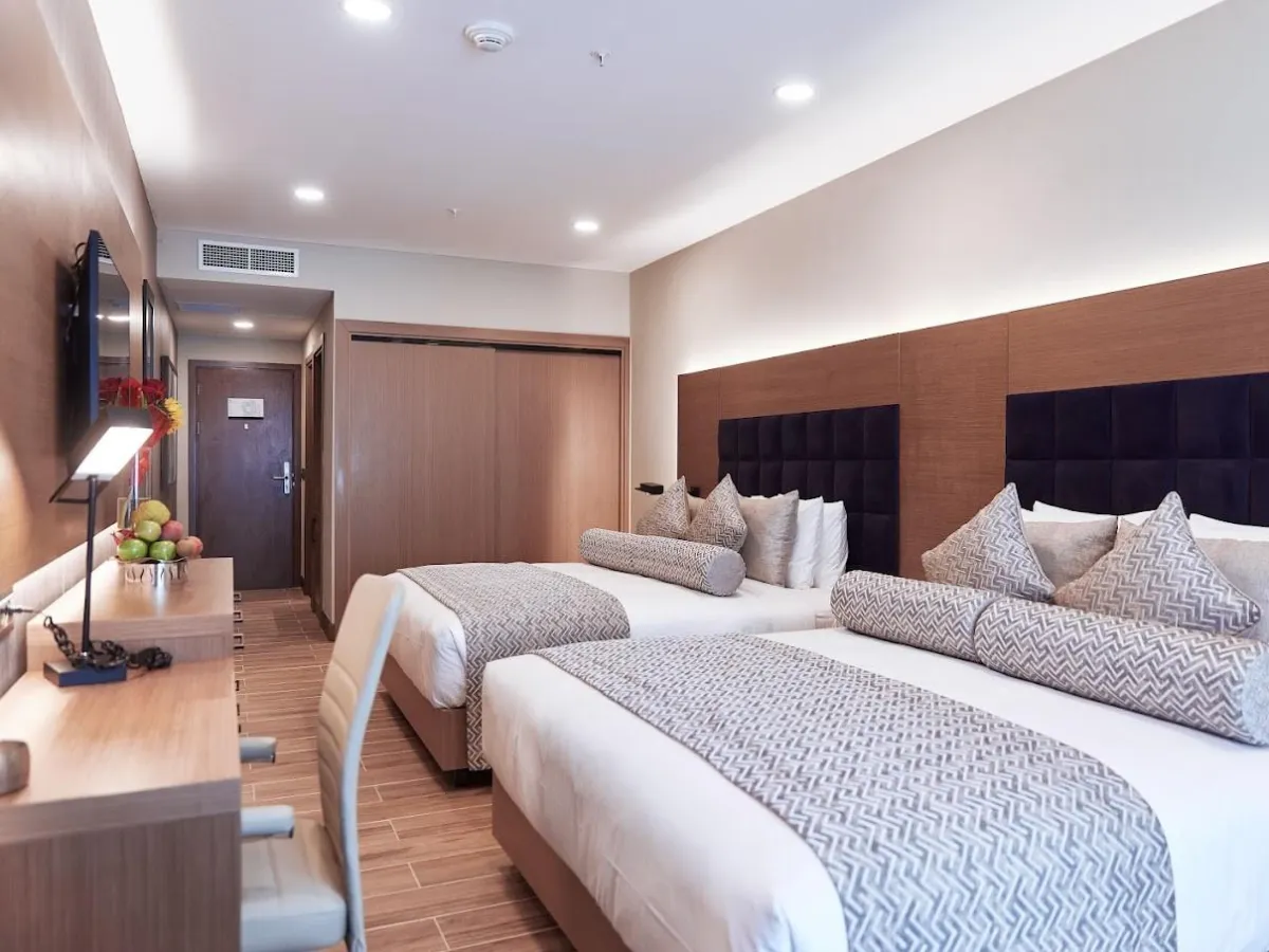 Yogh Hospitality Suriname