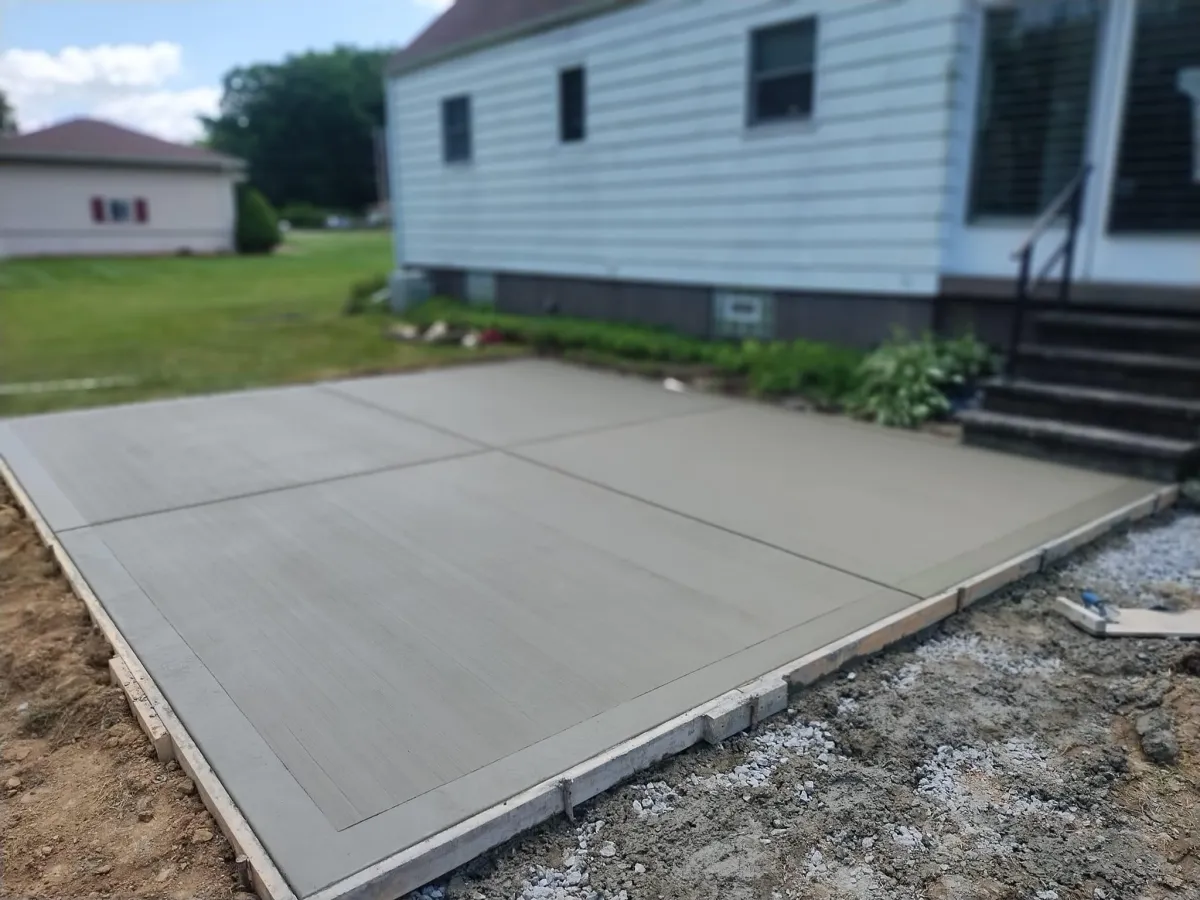 Yuma Concrete builds and installs Patio