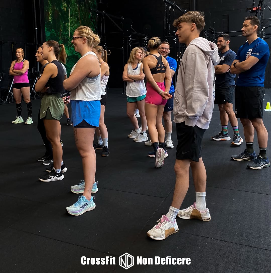 Functionele bewegingen zoals squats tijdens CrossFit in Hasselt