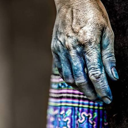 ELUKAMI or "Indigo Fingers"