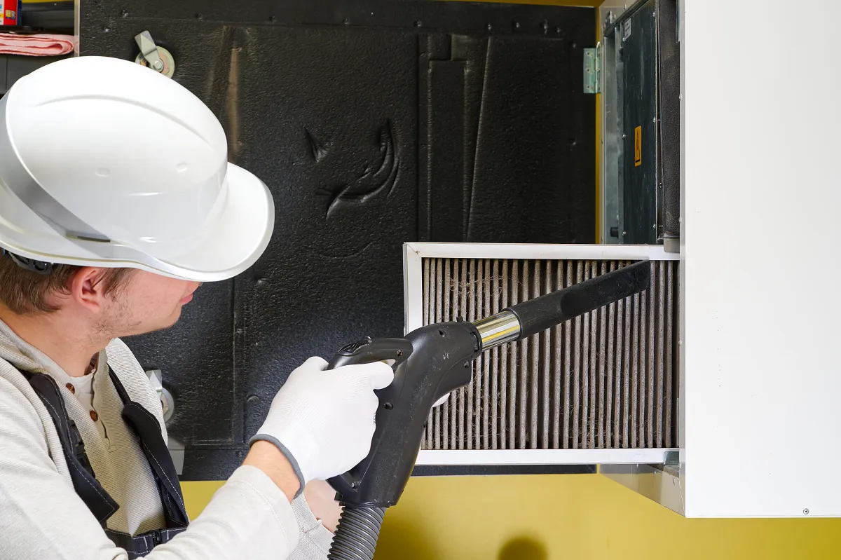 Cleaning HVAC Air Filter and ductwork